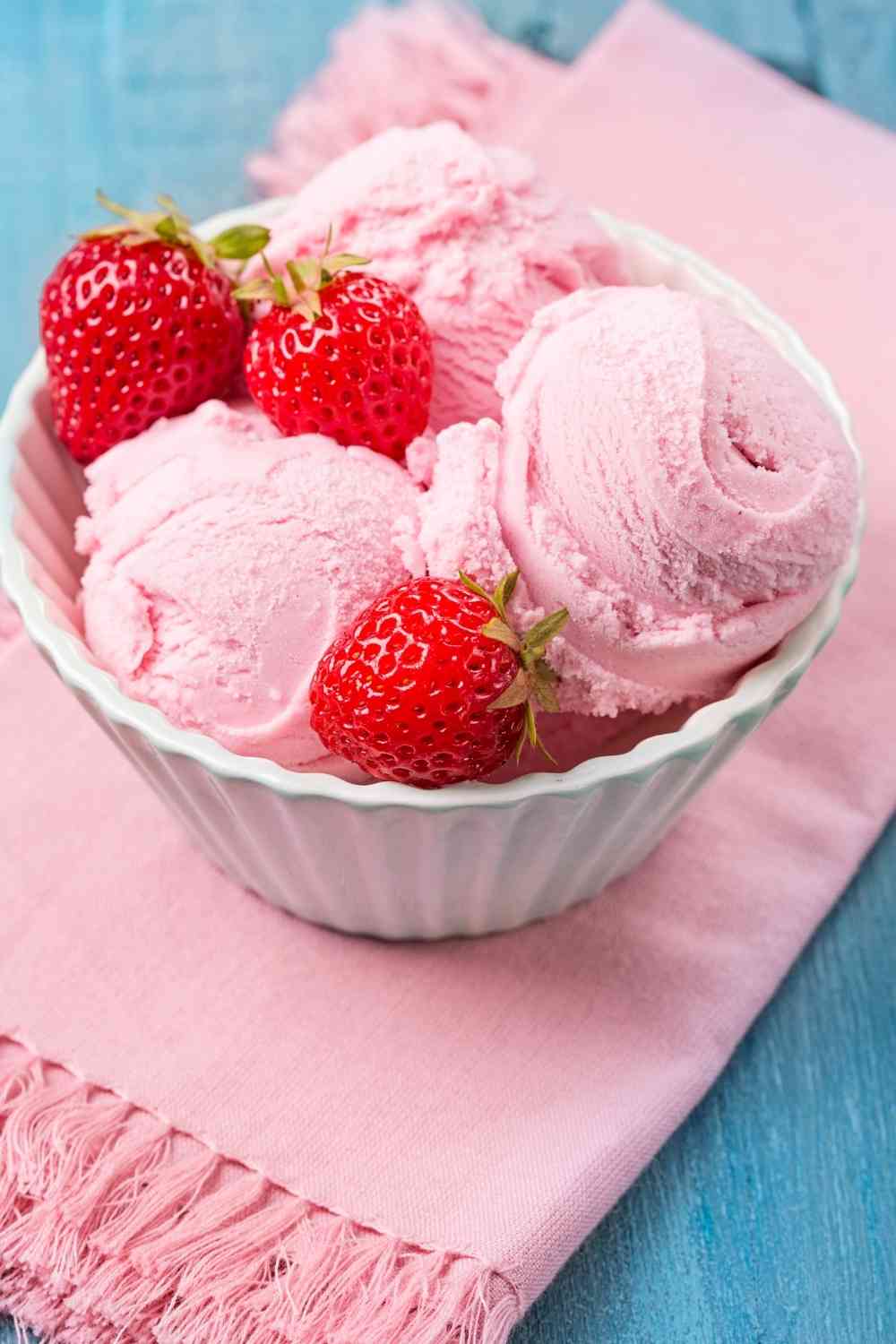 SugarFree Strawberry Ice Cream